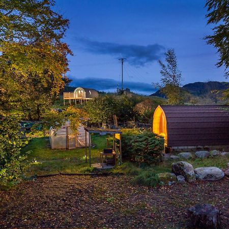 Glentruim Homestay B&B And Glamping Pods 뉴턴모어 외부 사진