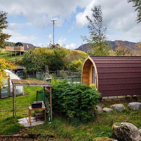 Glentruim Homestay B&B And Glamping Pods 뉴턴모어 외부 사진